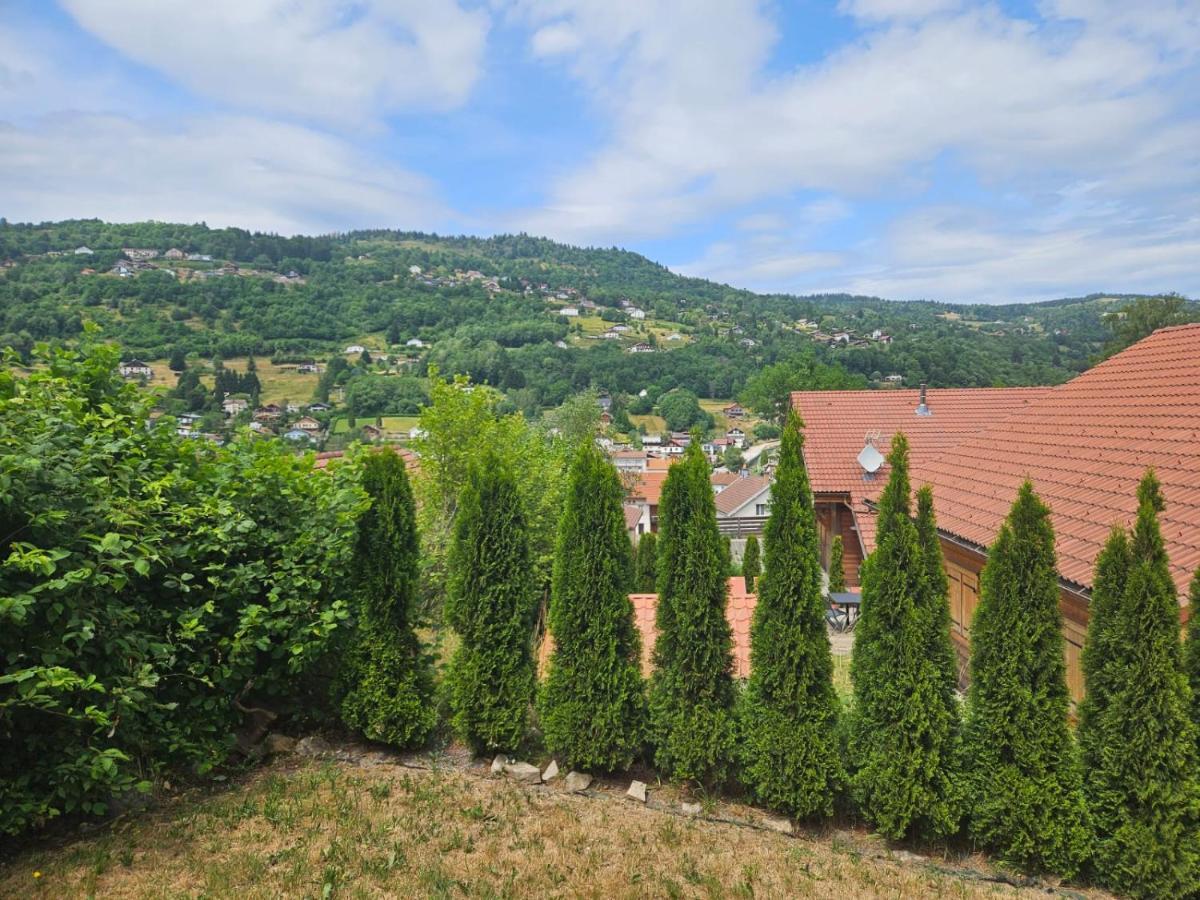 Chalet Leobina, Quartier Calme, Vue Panoramique! La Bresse Luaran gambar